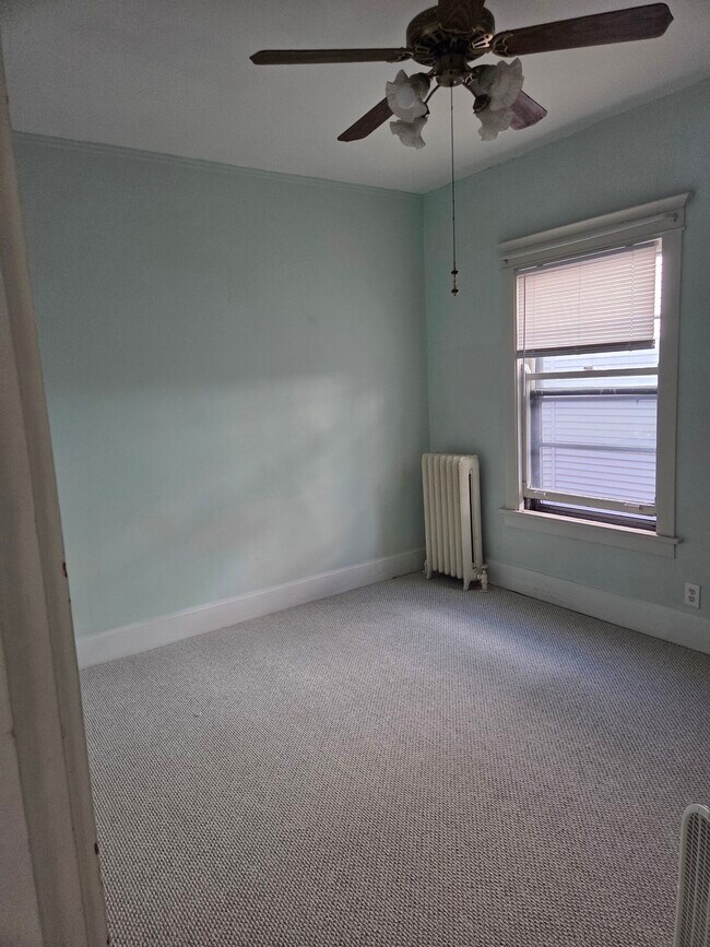 Foto del edificio - 5729 N Ridge Ave