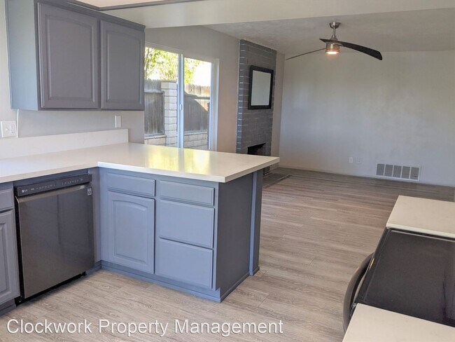 Building Photo - 3 br, 2 bath House - 23822 Sapphire Canyon Rd