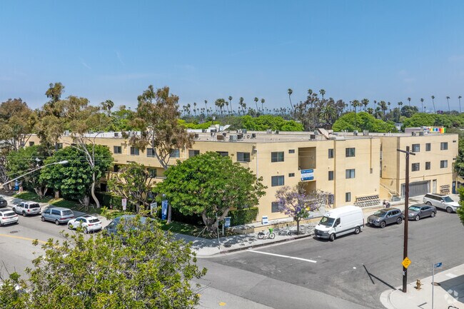 Foto del edificio - 2724 Abbot Kinney Blvd.