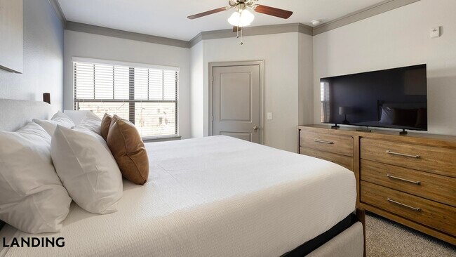 Foto del edificio - 4689 Mustang Pkwy