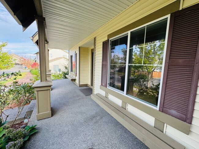Foto del edificio - 5330 Larrabee Way