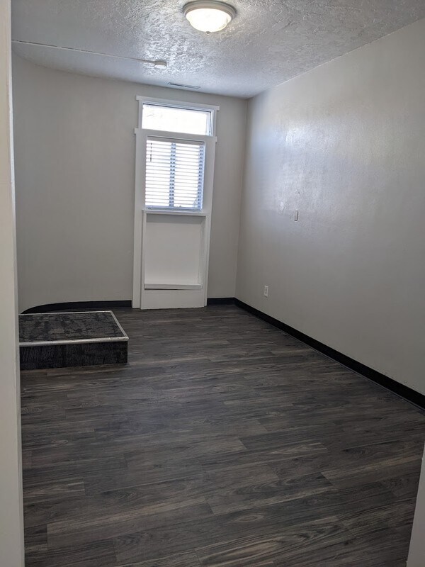 Foto del edificio - 1446 E 3300 S