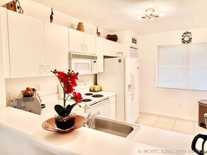 Building Photo - 9511 Weldon Cir