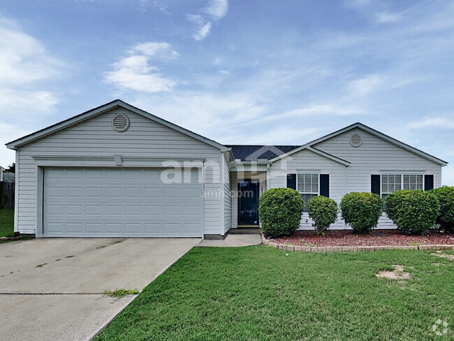 Building Photo - 208 Winding Willow Trl