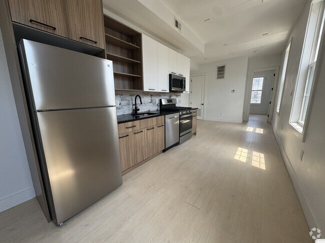 Building Photo - 285 Webster Ave