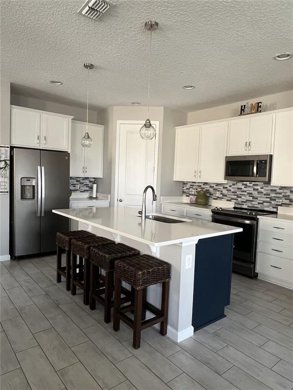 Building Photo - 295 Lake Smart Cir