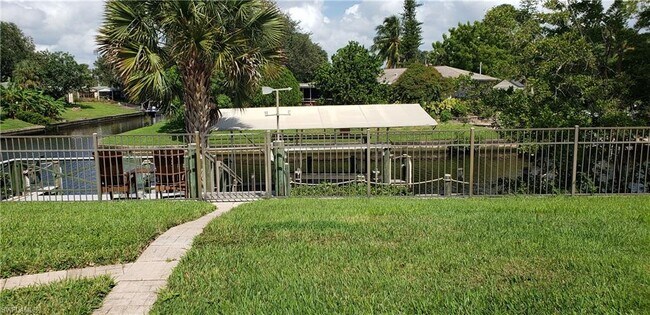 Building Photo - 9312 Palm Island Cir