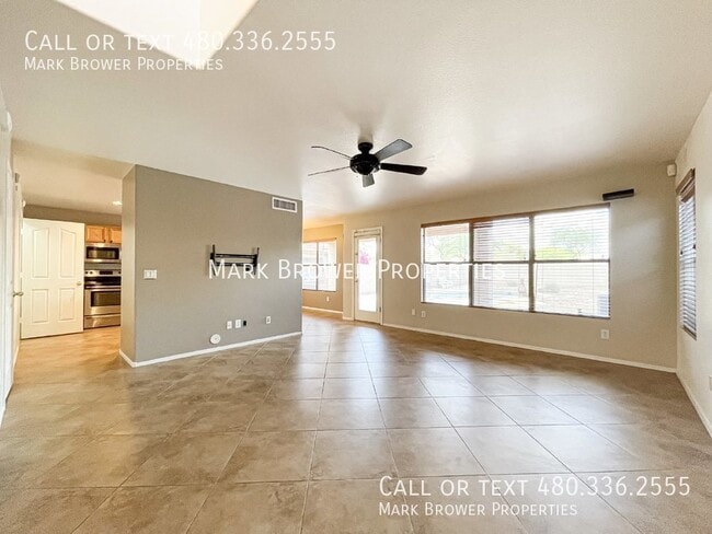 Building Photo - 4714 E Mossman Rd