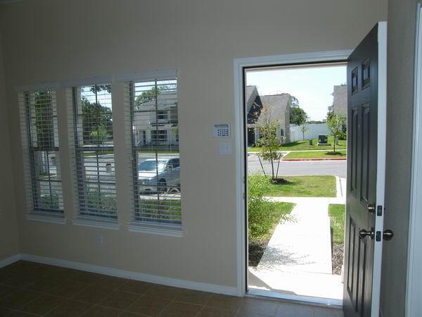 Building Photo - 401 Buttercup Creek Blvd