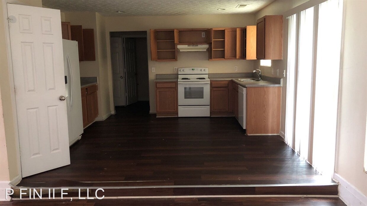 Foto del edificio - 4 br, 2.5 bath House - 7177 Walton Hl