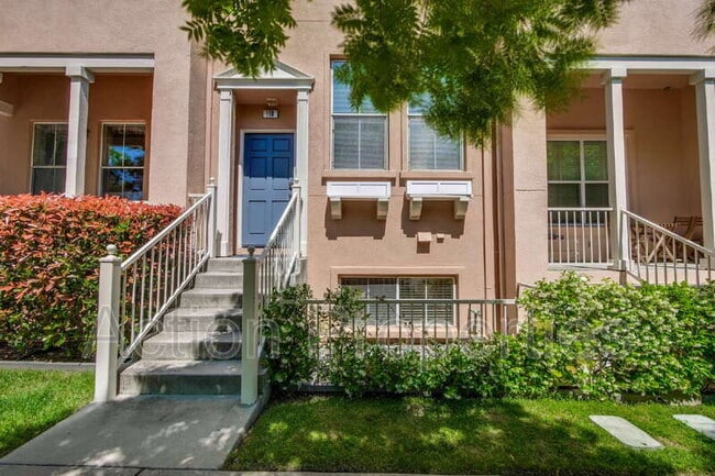 Building Photo - 118 Pacchetti Way