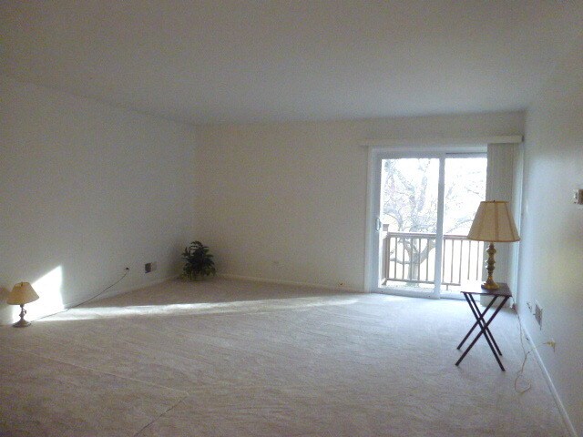 Foto principal - 7300 Fairview Ave