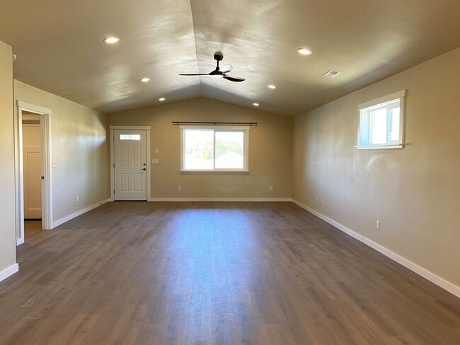 Building Photo - Brand New Construction