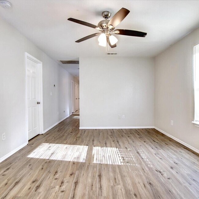 Photo - 1422 Georgia Ave House