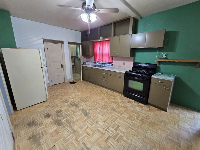Foto del edificio - $1,600 - 3 Bedroom 2.5 Bath Home