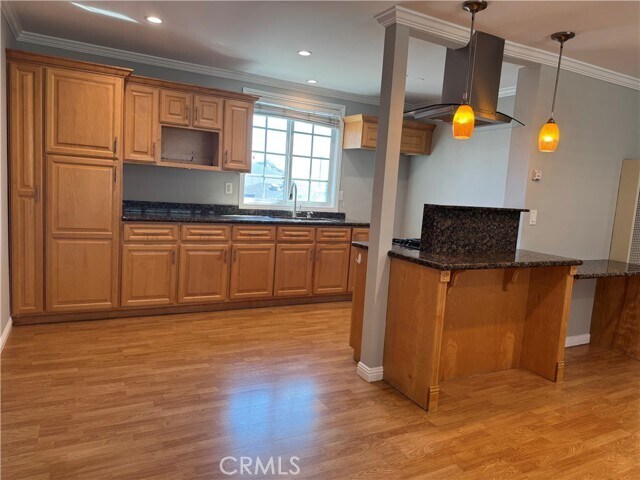 Building Photo - 15916 S Manhattan Pl