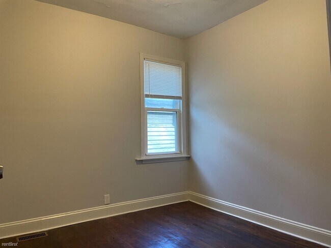 Building Photo - 2 br, 1 bath House - 24 Ruth St 24 RUTH ST...
