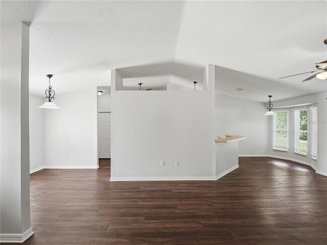 Building Photo - 2368 Sweetwater Blvd
