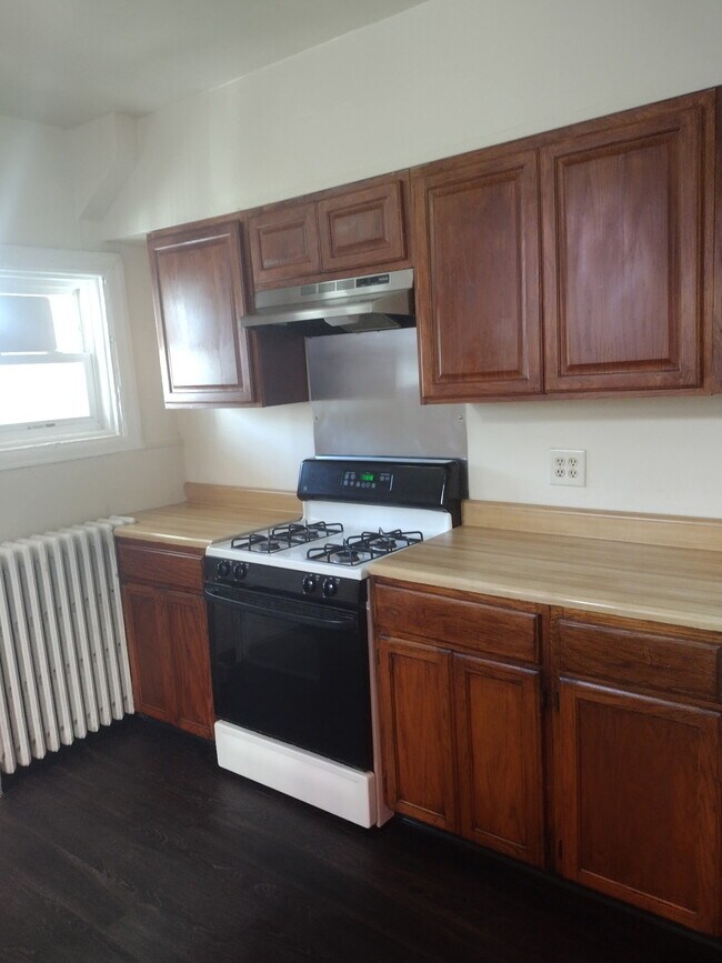 Cocina - 1607 Derry St