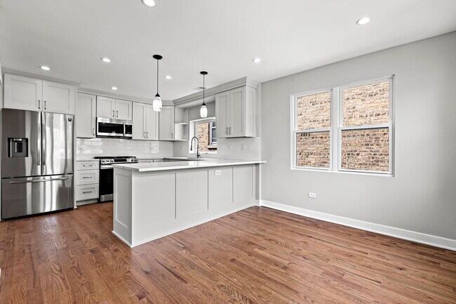 Foto del edificio - 5849 N Virginia Ave