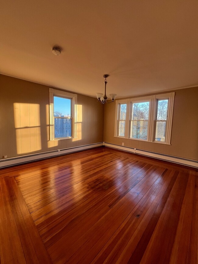 Building Photo - 61 Park St