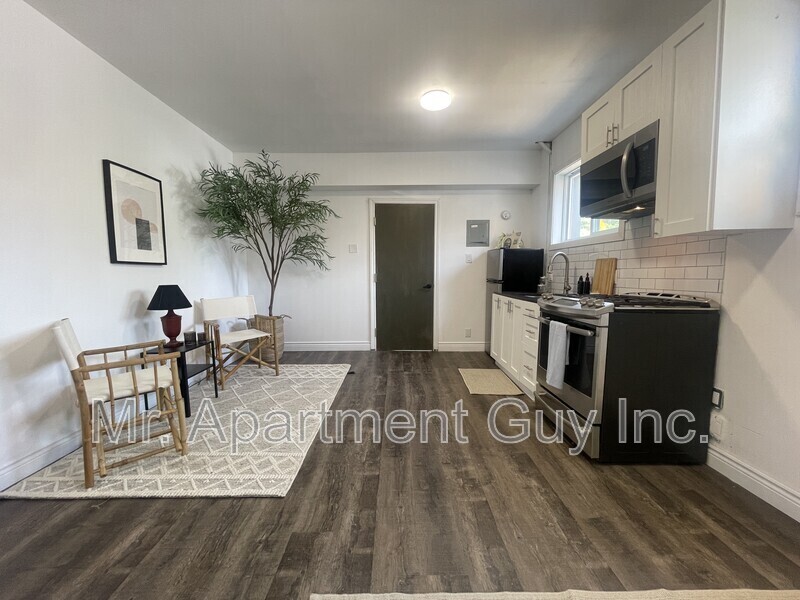 Photo principale - 45 St Paul St W