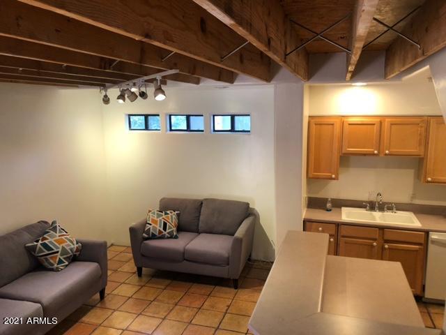 Foto principal - 505 S Roosevelt St