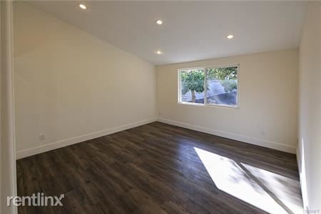 Foto del edificio - 3 br, 2 bath House - 5811 Kelvin Ave
