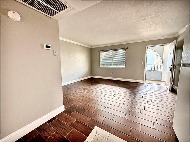 Building Photo - 133 Oyster Bay Cir