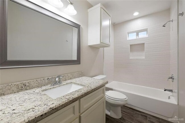 Foto del edificio - 3412 Sahara Dr