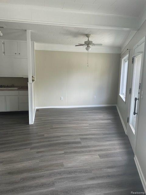 Foto del edificio - 8536 PERRY, UNIT 1 Rd