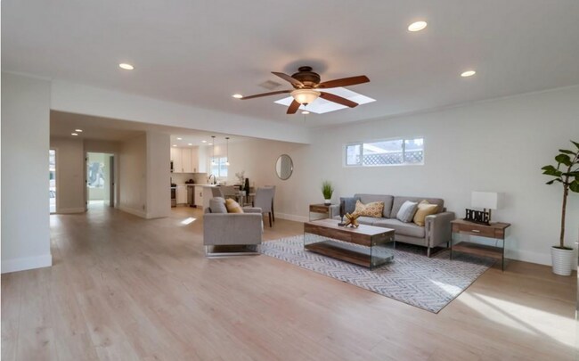 Foto del edificio - Beautiful upgraded home walking distance to SDSU