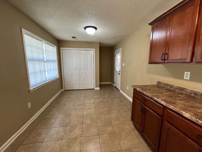 Photo - Renovated 3 Bedroom 1 Bath Home for Rent!