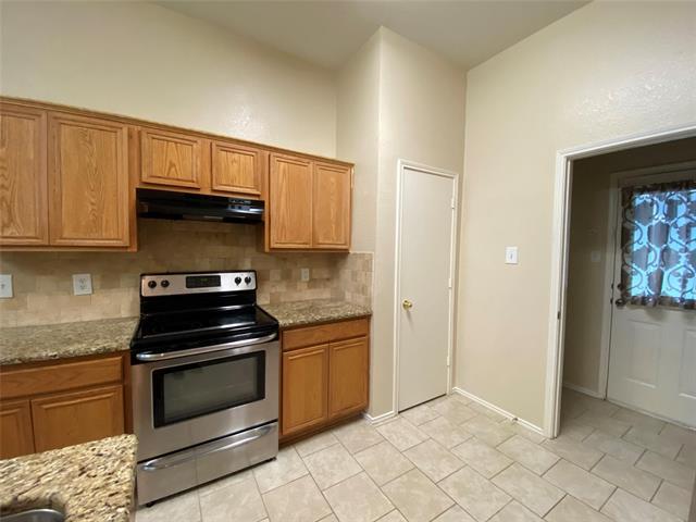 Building Photo - 550 Monarch Dr