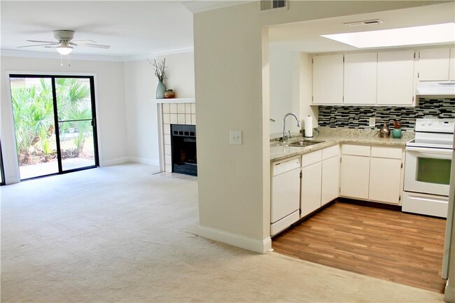 Building Photo - 340 Brockinton Marsh