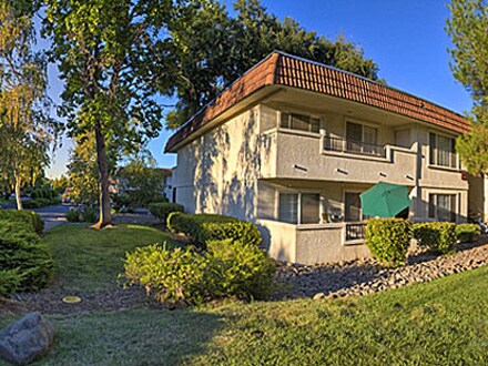 Building Photo - 851 Pomona Ave