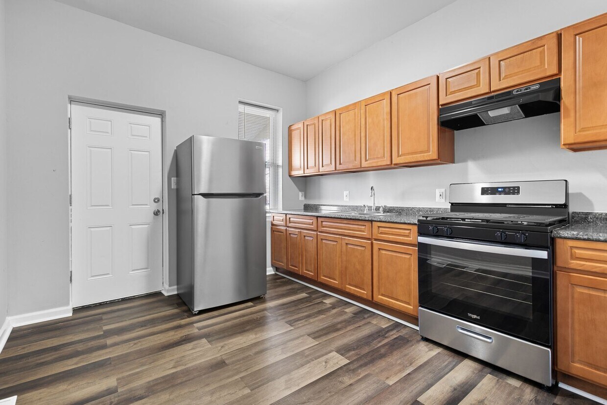 Primary Photo - Beautiful 3BR 2BA!