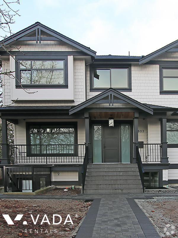 Building Photo - 2803 E 43rd Ave