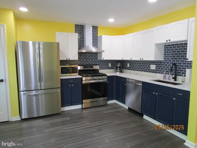 Foto del edificio - 506 Hupps Hill Ct