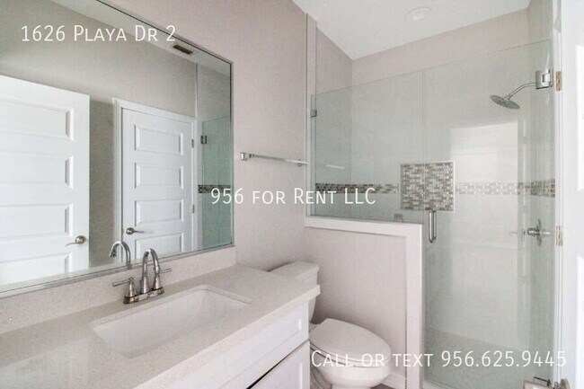 Foto del edificio - 1626 Playa Dr