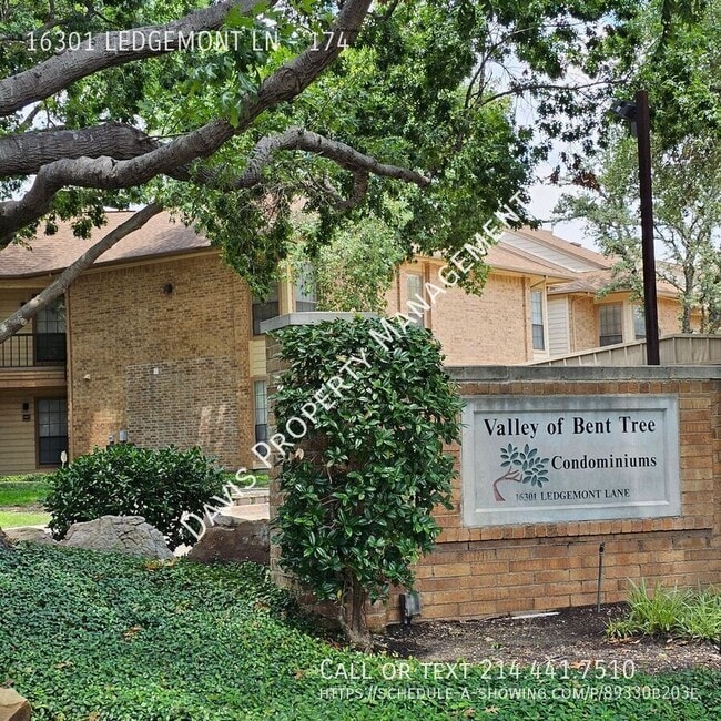 Photo - 16301 Ledgemont Ln House