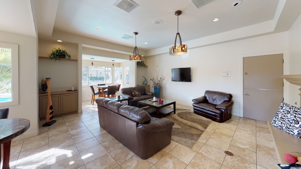 Ventana Apartments