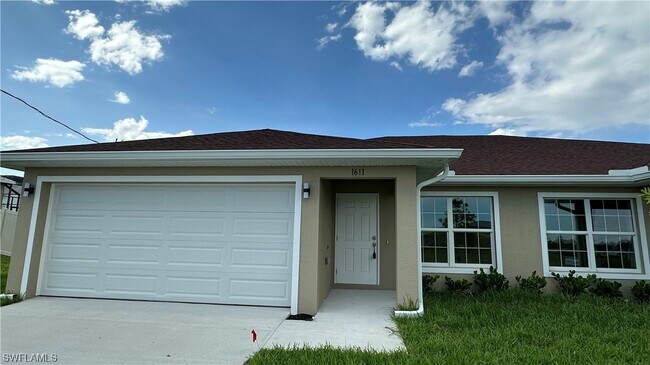 Building Photo - 1611 Savona Pkwy W