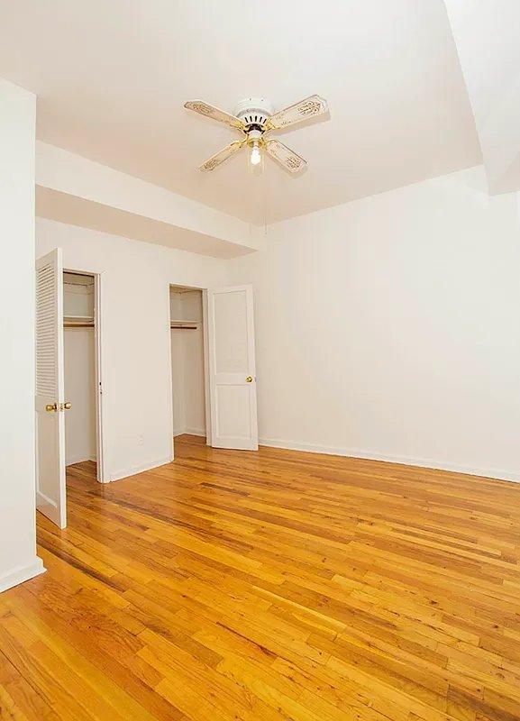 Foto principal - 2 bedroom in New York NY 10128