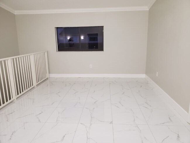 Building Photo - 2891 W 76th St