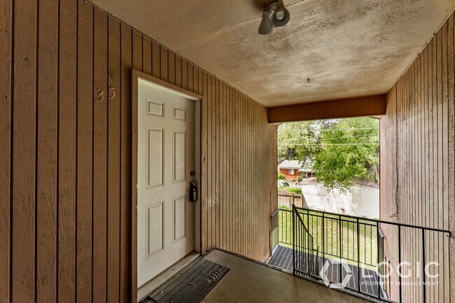 Foto del edificio - Great Condo in Prime Location!