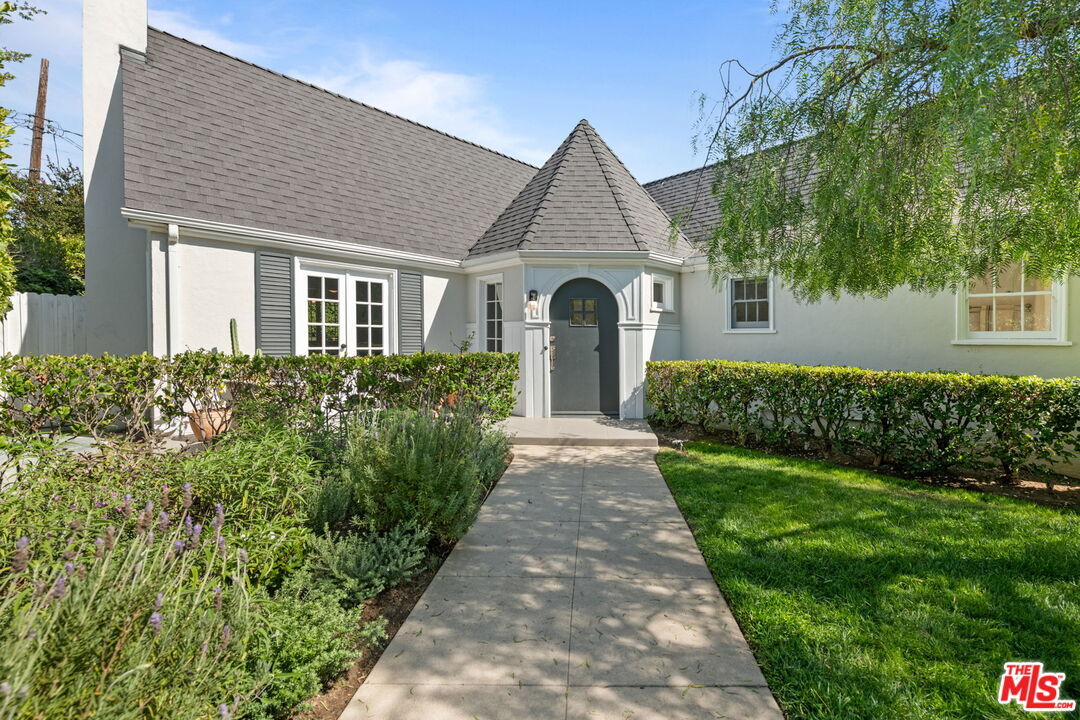 Foto principal - 234 N Ridgewood Pl