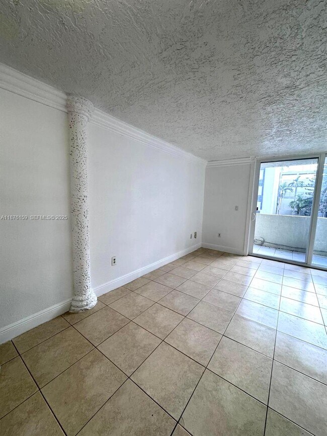 Foto del edificio - 10090 NW 80th Ct