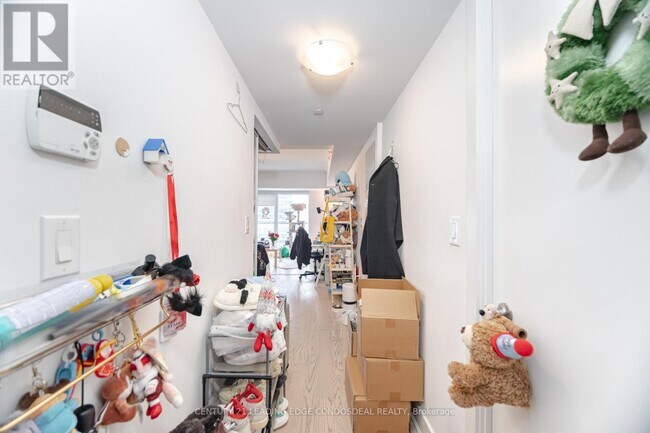 Photo du bâtiment - 955-2955 Bay St.