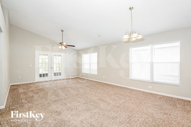 Foto del edificio - 4224 Kingbird Ct